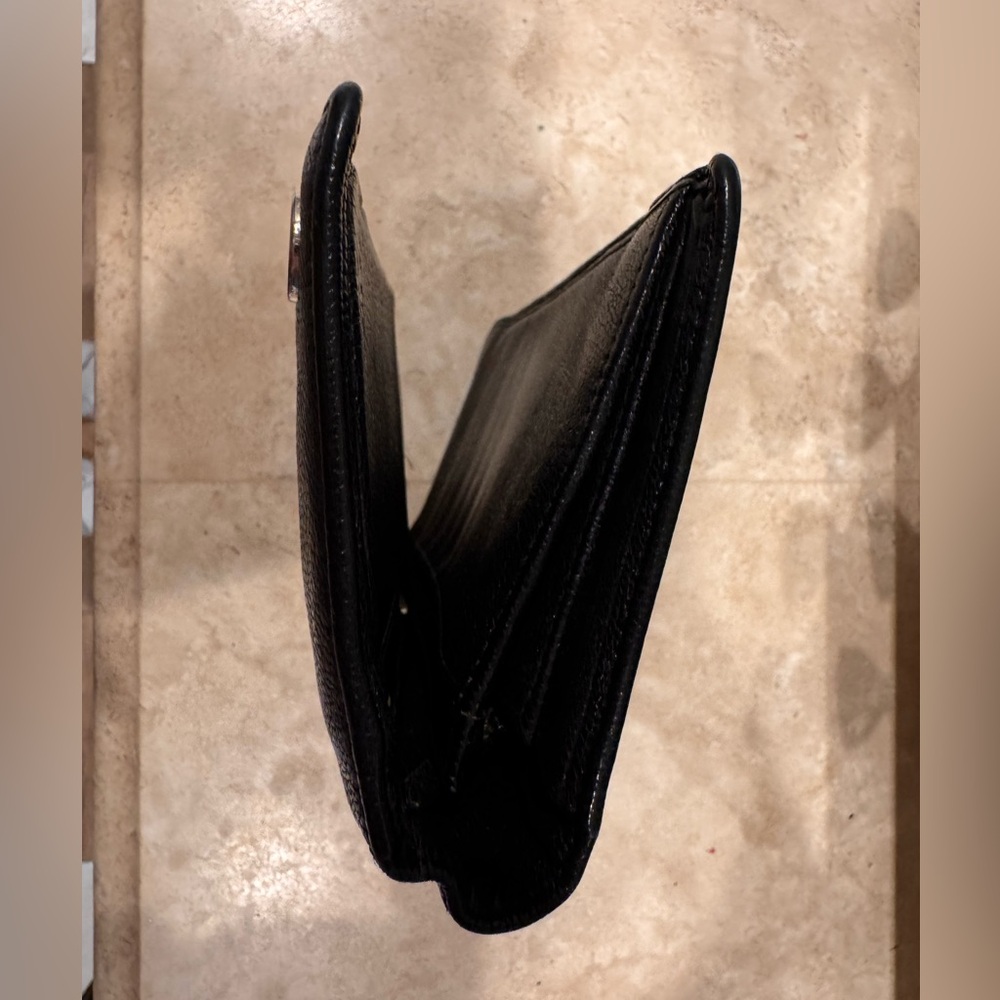 CHANEL black caviar leather wallet - Picture 6 of 7